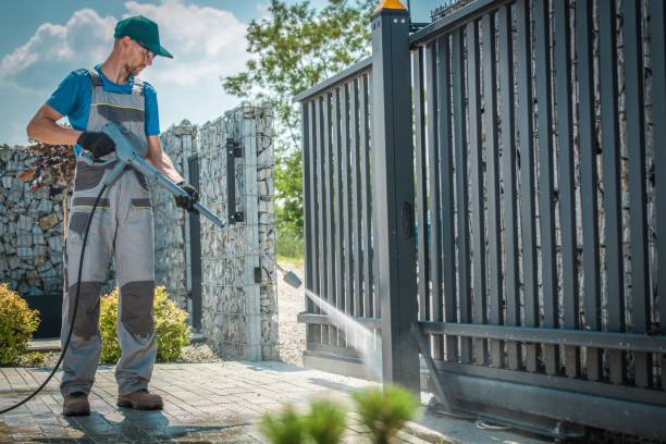 Best Solar Panel Cleaning  in Yoakum, TX